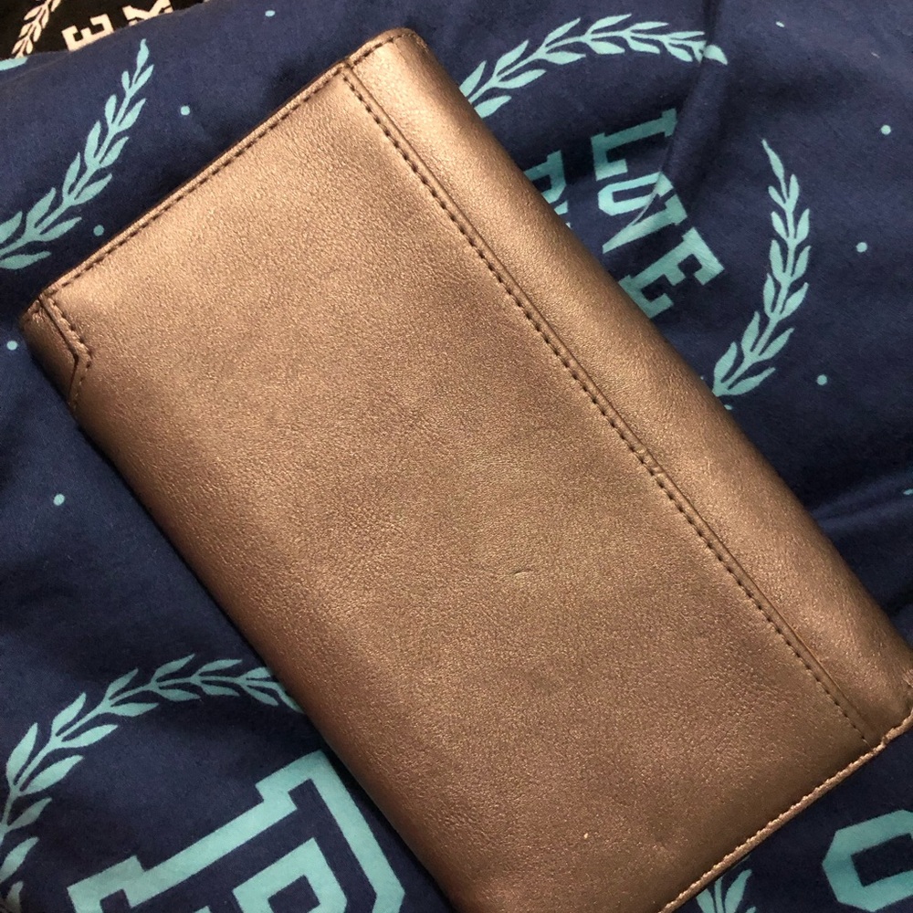 GUESS WALLET - Picture 2 of 12